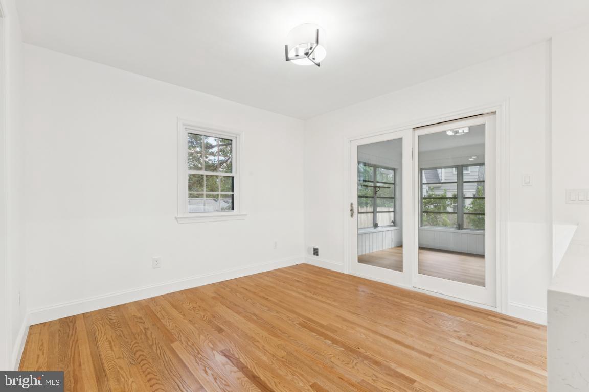 3209 Military Road Arlington, VA 22207 - Photo 16 of 45 a view of empty room with wooden floor