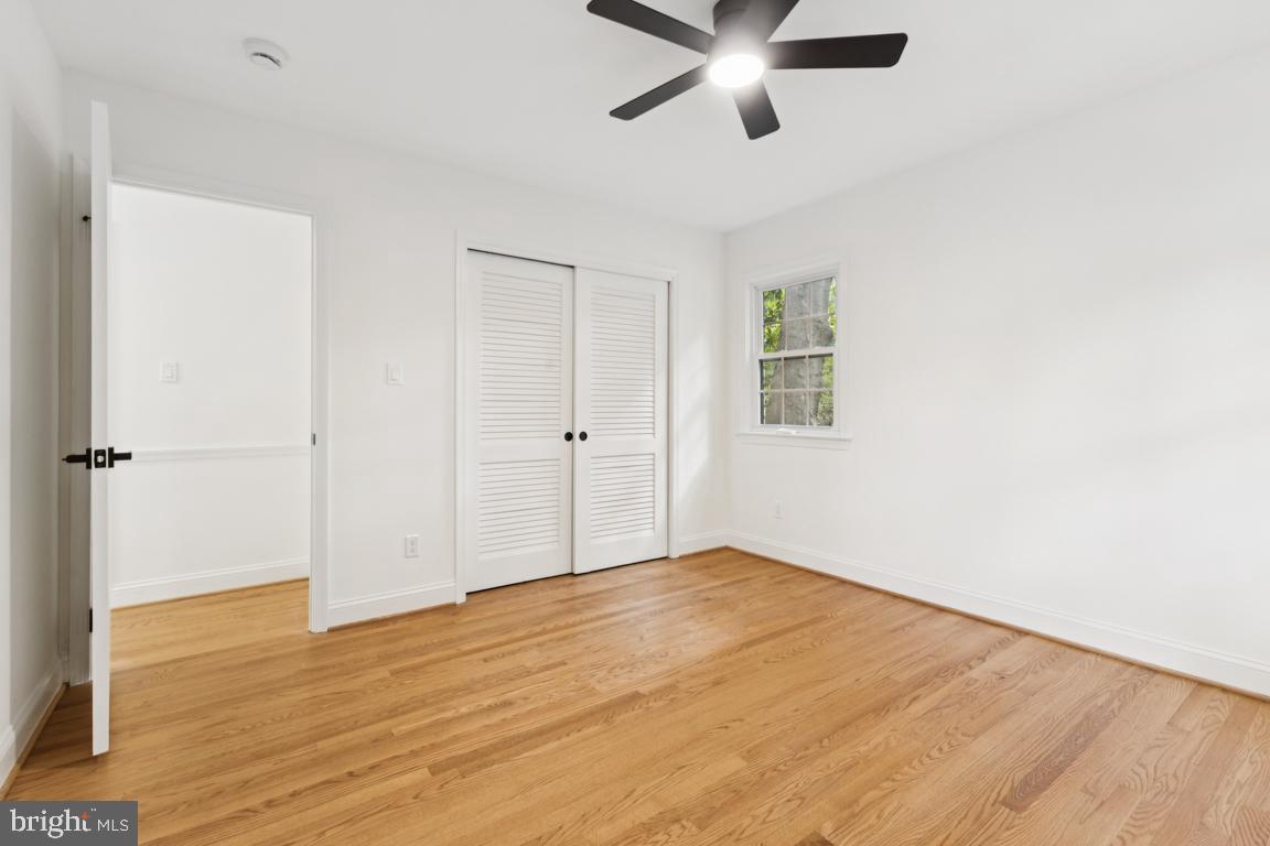 3209 Military Road Arlington, VA 22207 - Photo 23 of 45 a view of an empty room