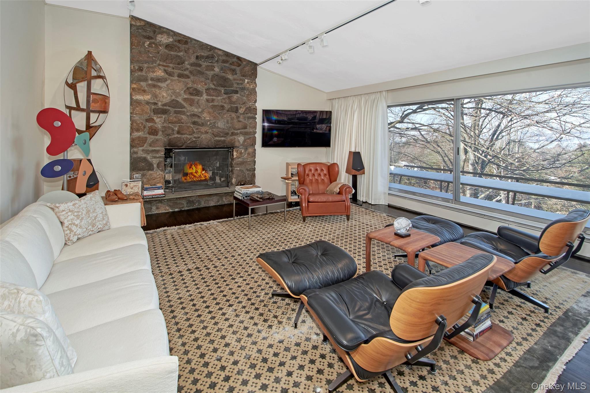 132 Ridgecrest Road Briarcliff Manor, NY 10510 - Photo 17 of 48