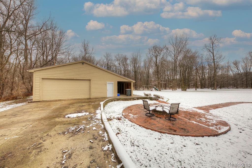 8933 Bordman Road Almont, MI 48003 - Photo 9 of 50 Gallery Image 9