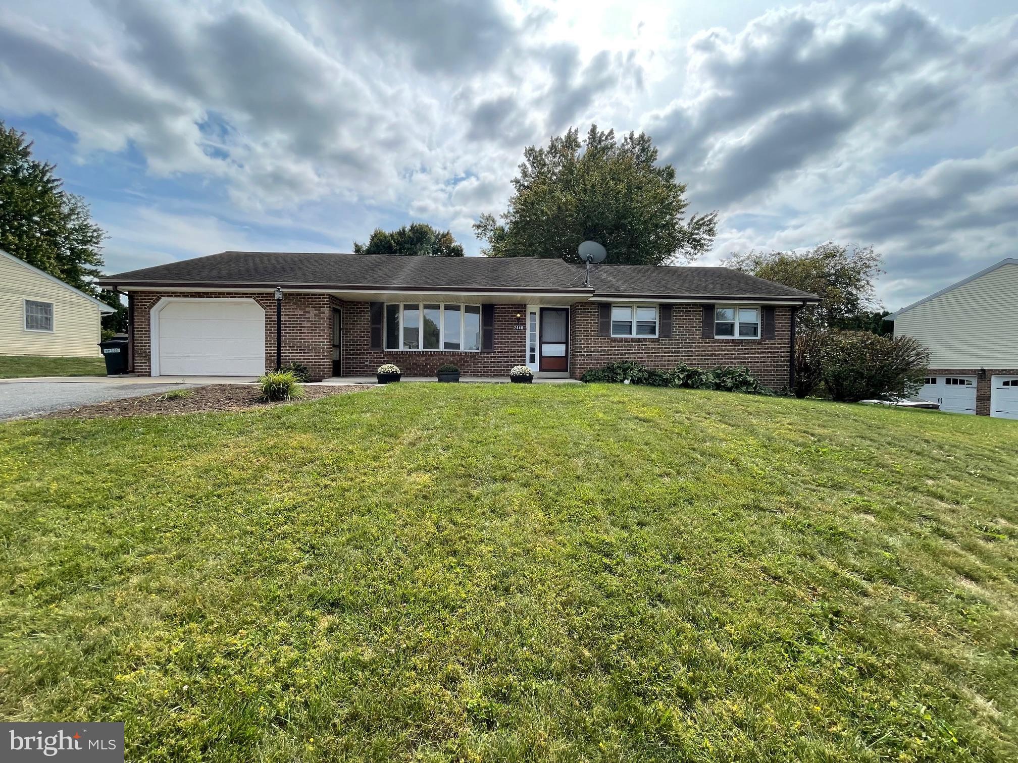 2440 Ellendale Drive Lancaster, PA 17602 - Photo 1 of 28 Gallery Image 1