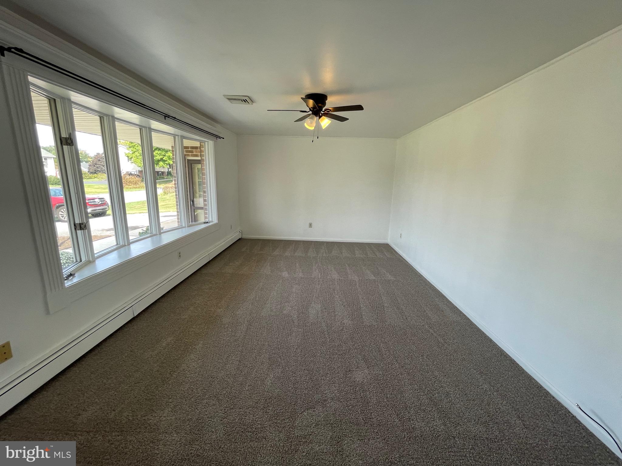2440 Ellendale Drive Lancaster, PA 17602 - Photo 2 of 28 Gallery Image 2