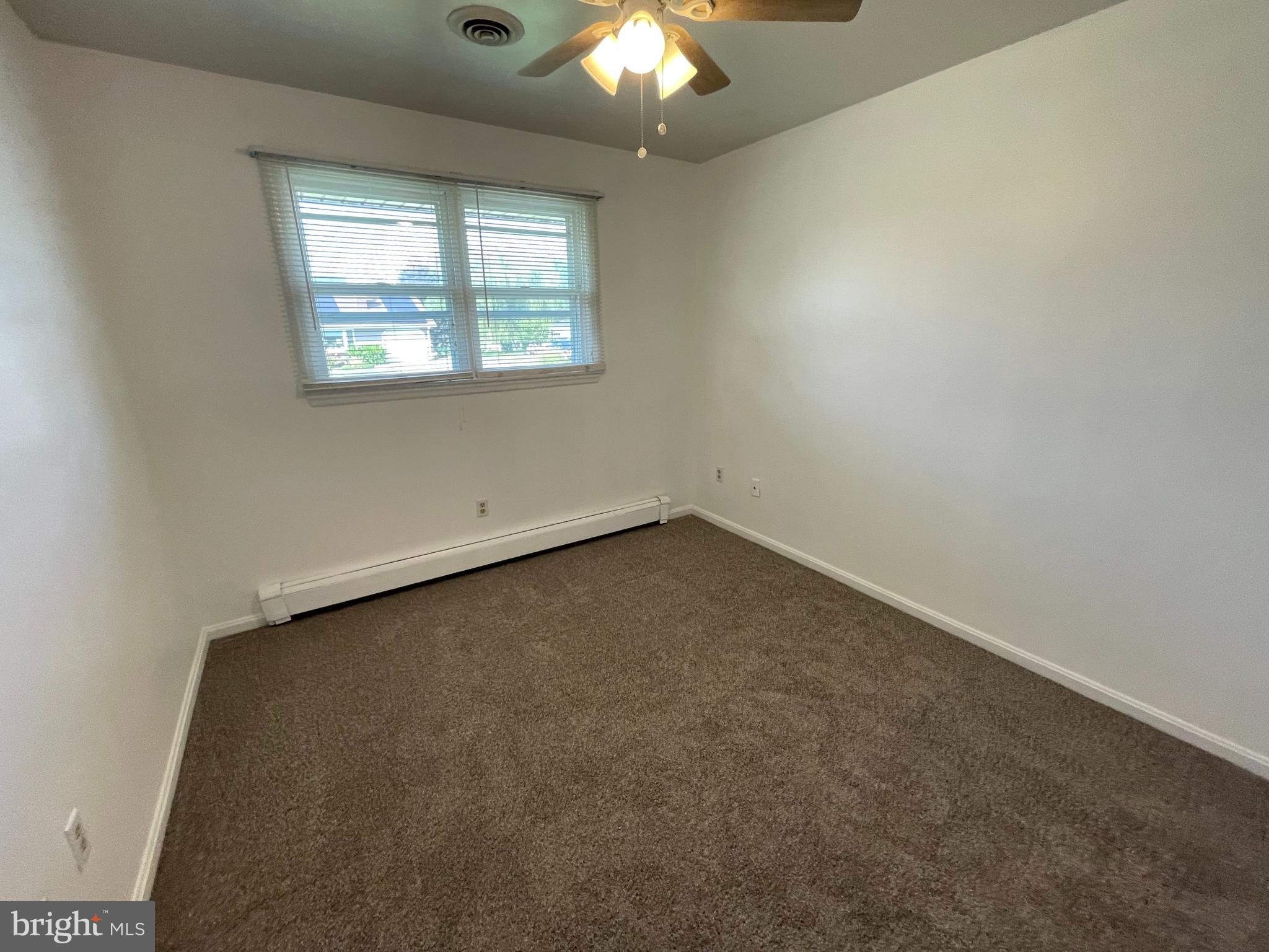 2440 Ellendale Drive Lancaster, PA 17602 - Photo 9 of 28 Gallery Image 9