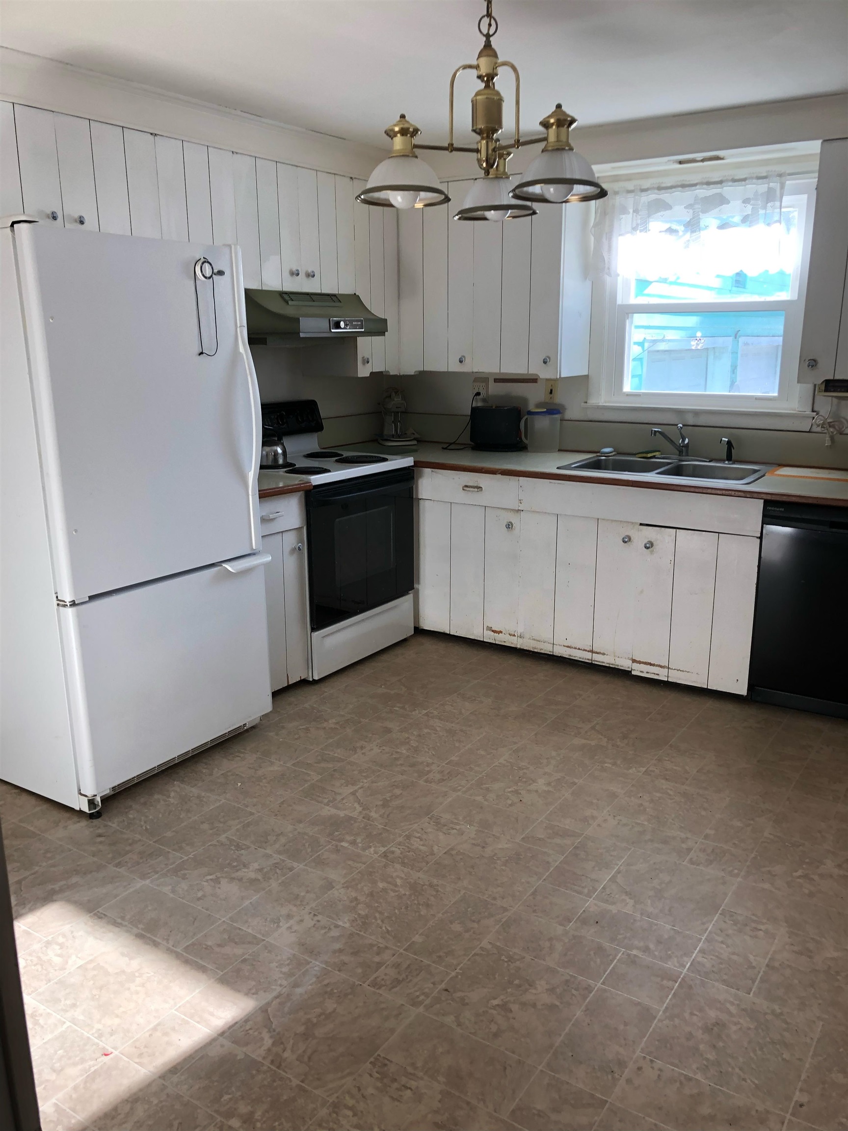 106 Sewalls Falls Road Concord, NH 03301 - Photo 4 of 18 Gallery Image 4