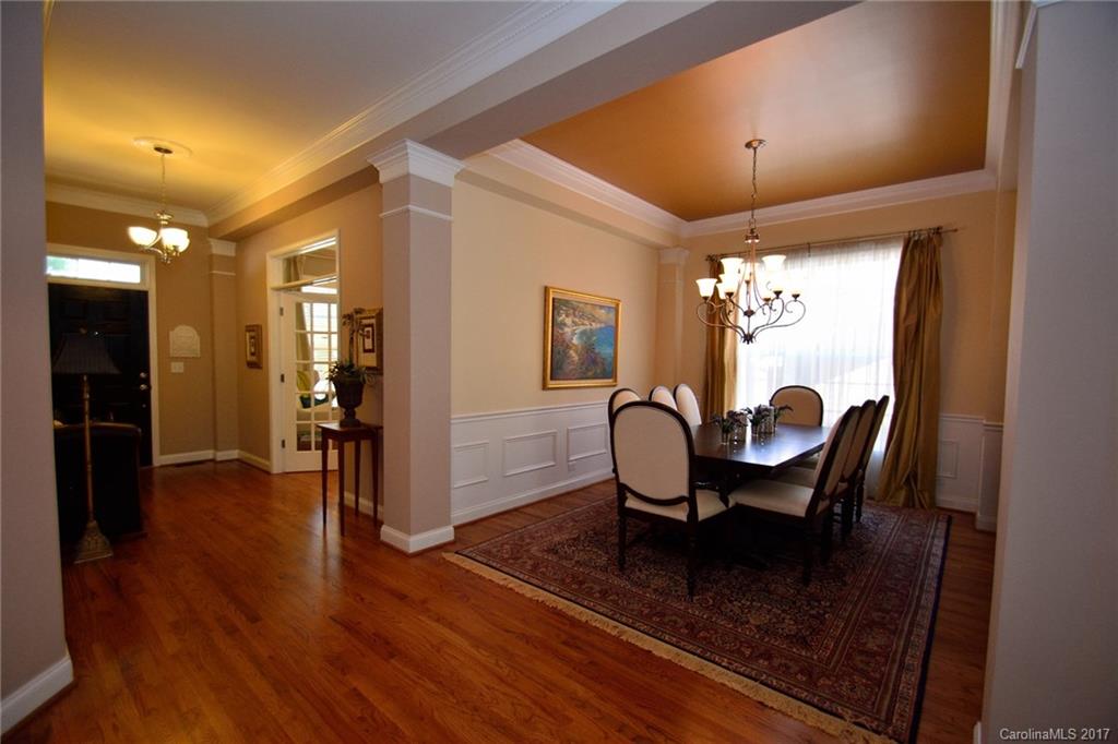 202 Fairview Lane Davidson, NC 28036 - Photo 4 of 24 Gallery Image 4