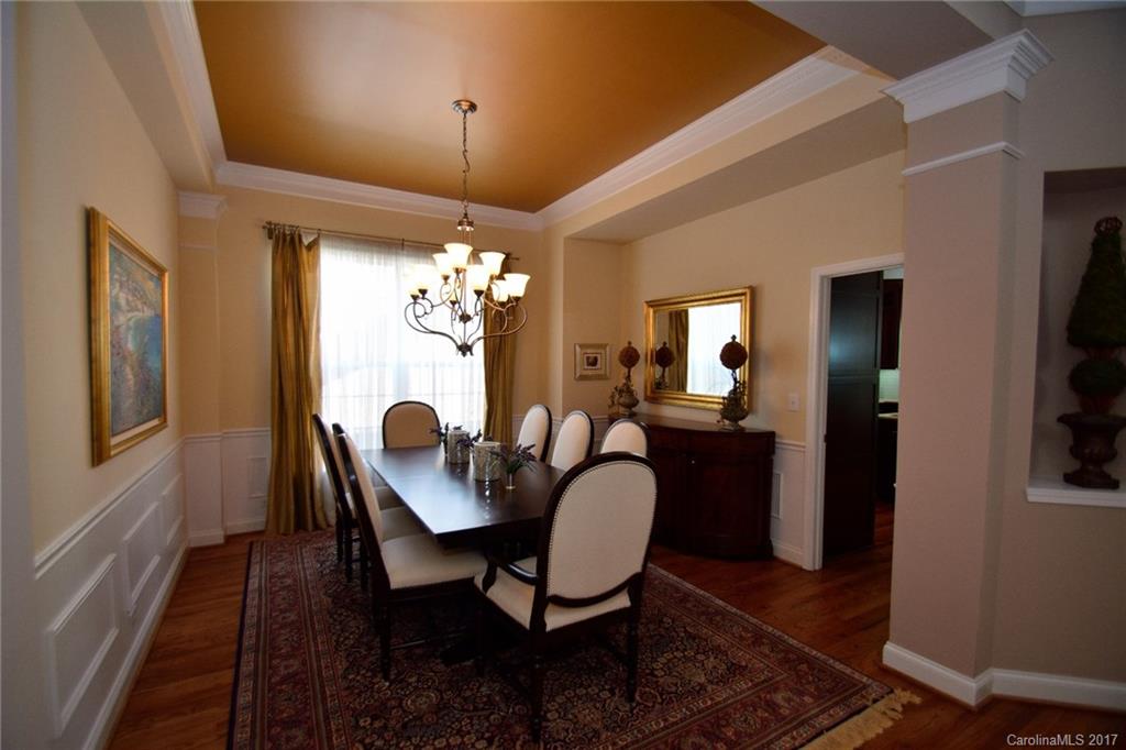 202 Fairview Lane Davidson, NC 28036 - Photo 5 of 24 Gallery Image 5