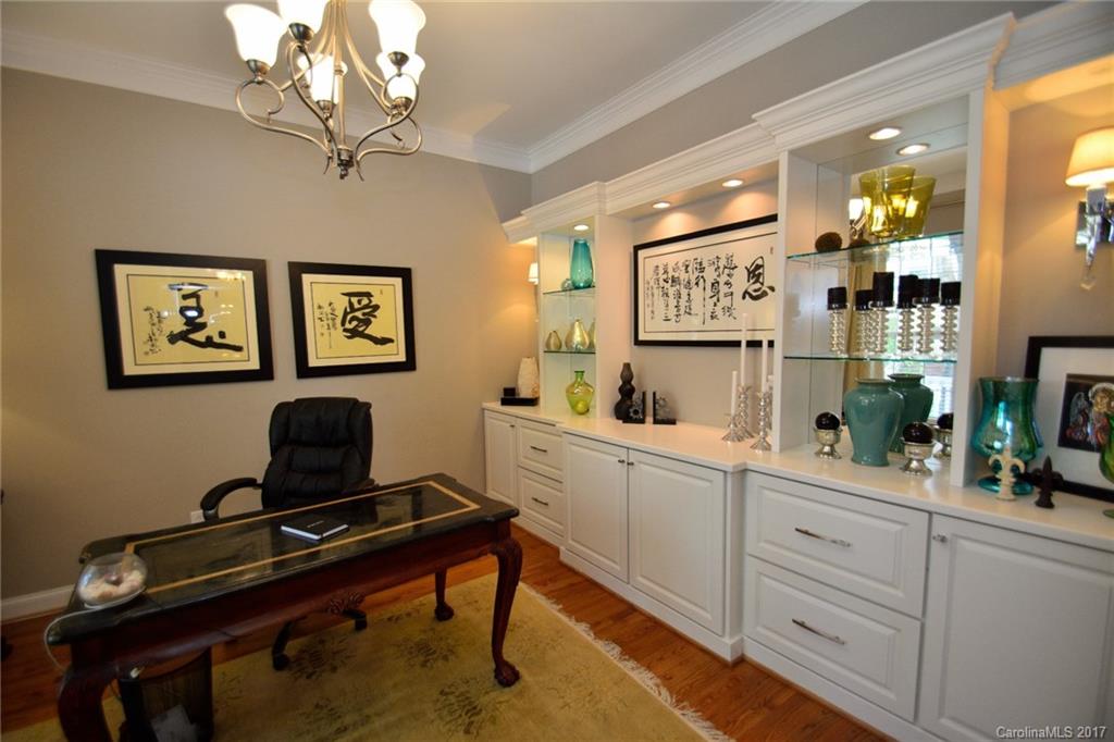 202 Fairview Lane Davidson, NC 28036 - Photo 7 of 24 Gallery Image 7