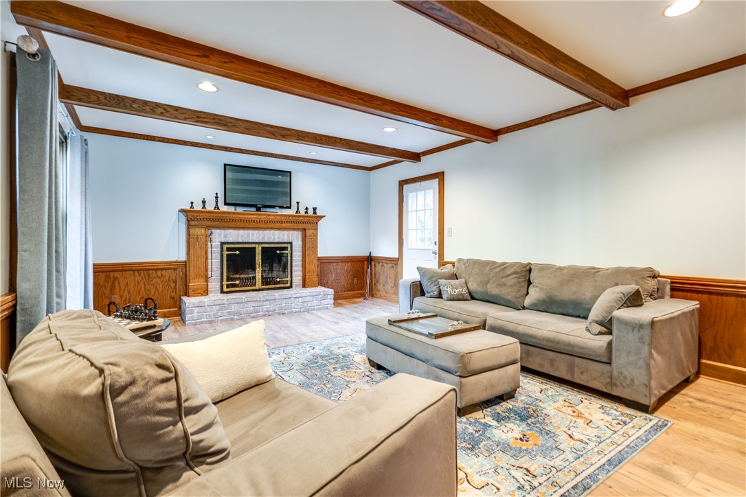 3465 Bancroft Road Akron, OH 44333 - Photo 8 of 50 Family Room