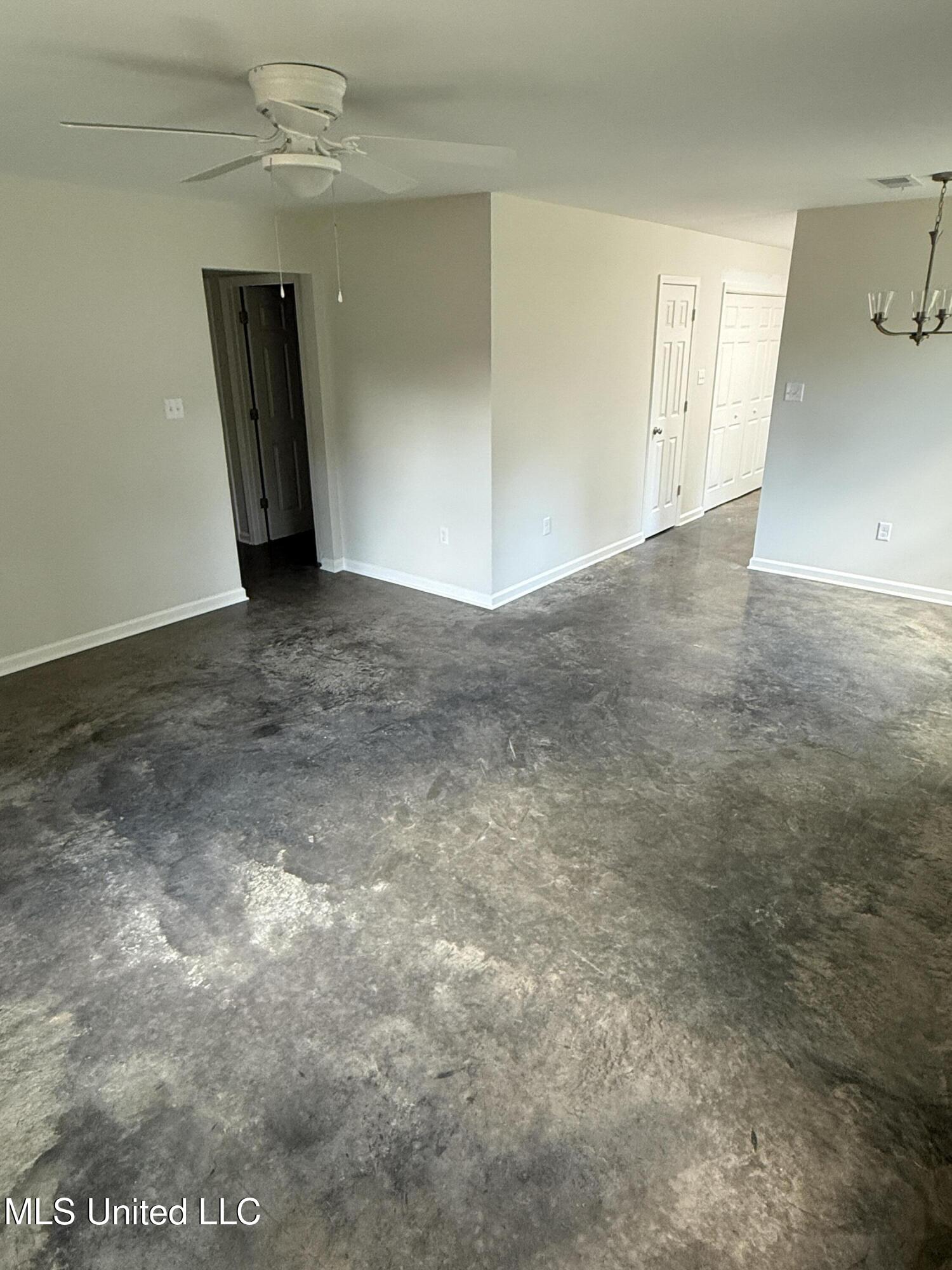 6565 Ridgewood Road Horn Lake, MS 38637 - Photo 10 of 11 Den
