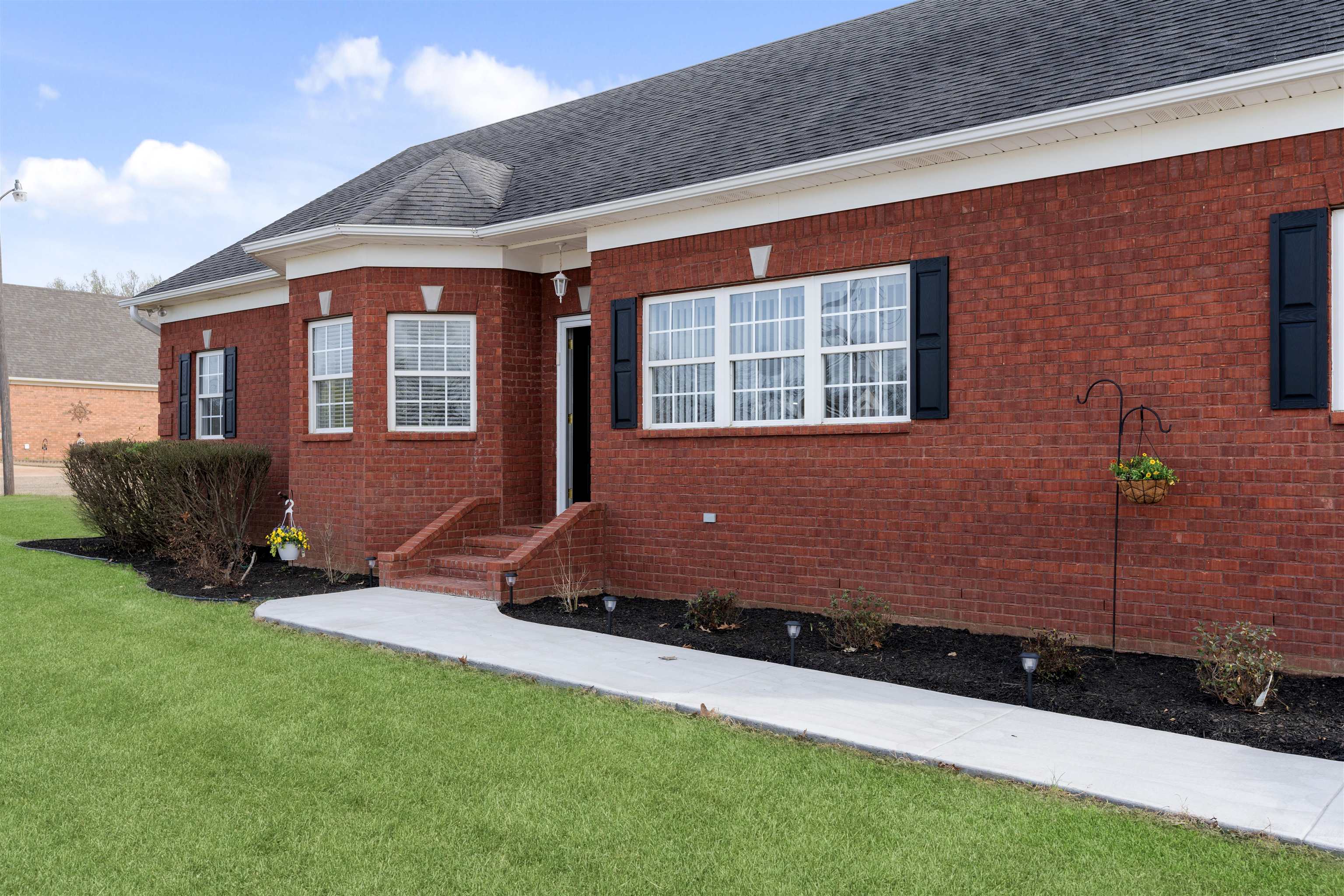 419 Brierhedge Road Covington, TN 38019 - Photo 3 of 29 Gallery Image 3