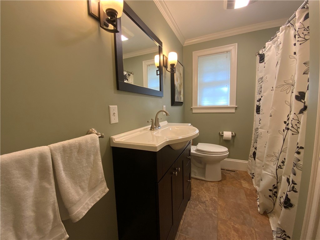 4 Birch Road Lincoln, RI 02865 - Photo 12 of 25 Gallery Image 12
