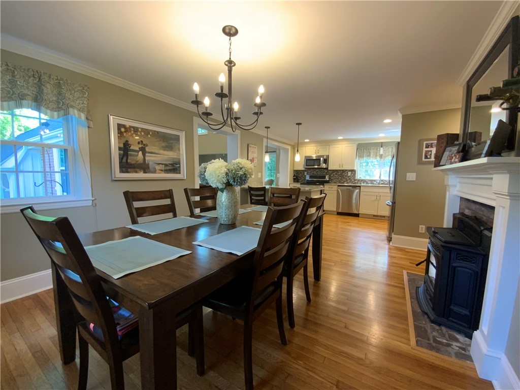 4 Birch Road Lincoln, RI 02865 - Photo 8 of 25 Gallery Image 8