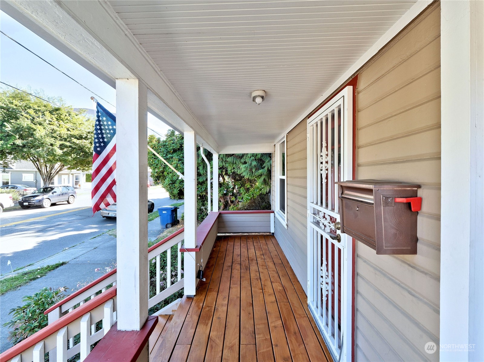 515 Wells Avenue South Renton, WA 98057 - Photo 2 of 25 a view of balcony with wooden floor