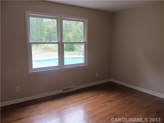 12407 Old Camden Road Midland, NC 28107 - Photo 12 of 14 Gallery Image 12
