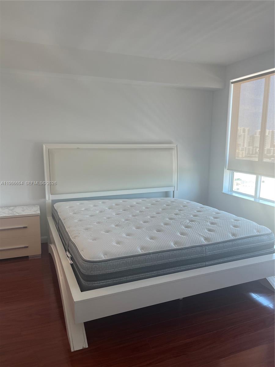 7350 Southwest 89th Street, Unit 1801S Miami, FL 33156 - Photo 10 of 15 a view of bedroom
