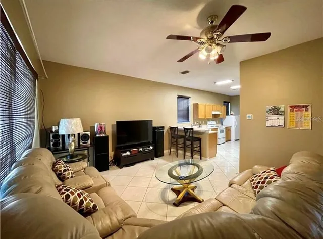 $460,000 | 1218 Vinetree Drive, Brandon, FL 33510