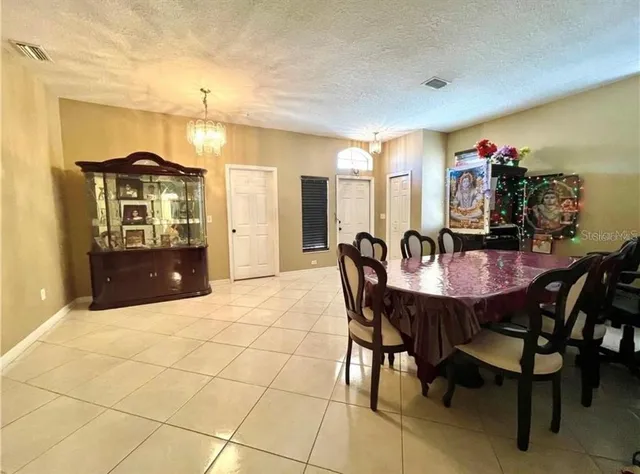 $460,000 | 1218 Vinetree Drive, Brandon, FL 33510