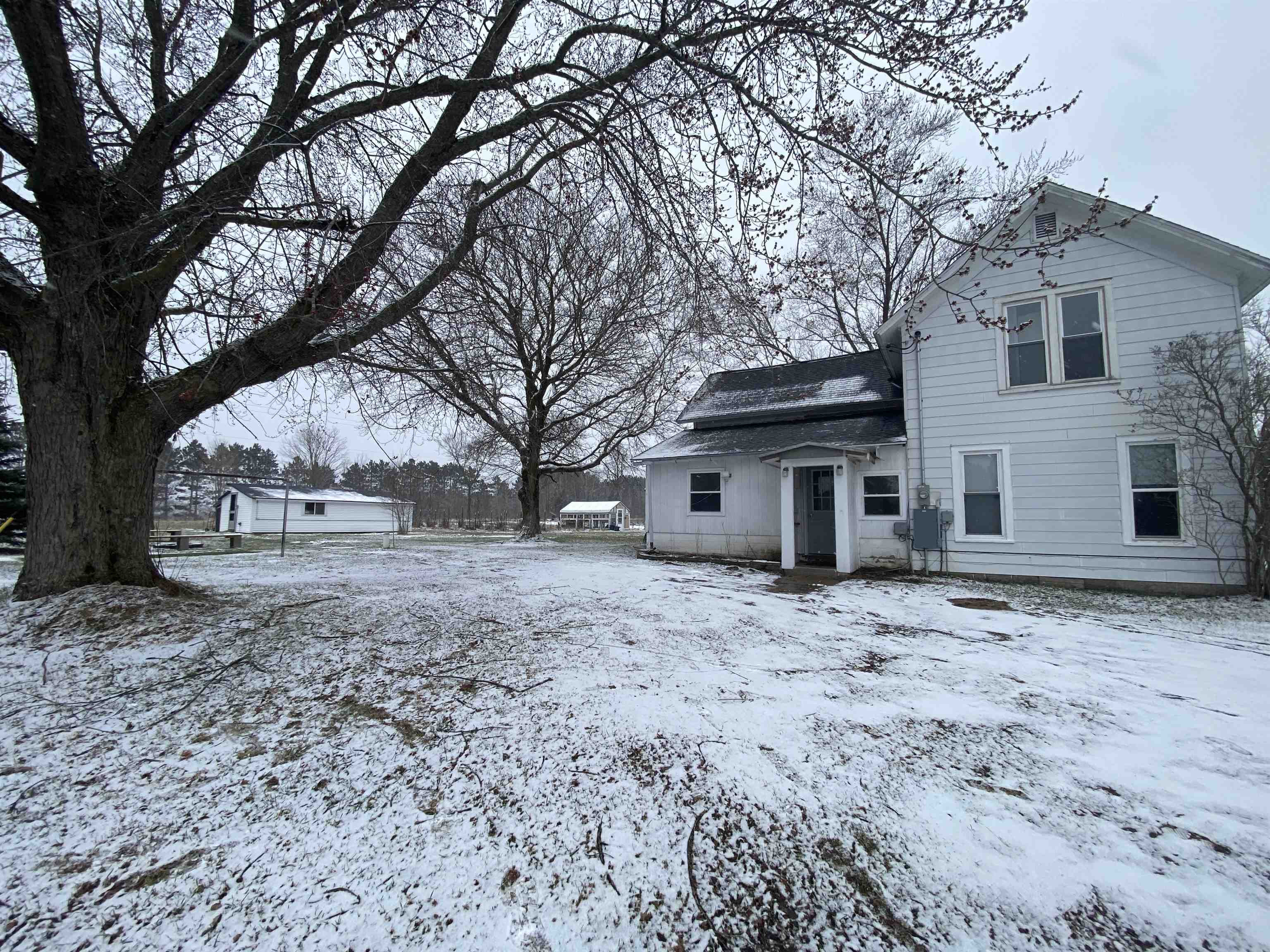 5261 West County Line Road Buckley, MI 49620 - Photo 54 of 99 1898662-53.JPG