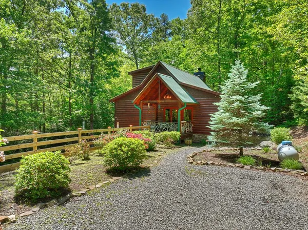 $725,000 | 101 Overlook Road, Blue Ridge, GA 30513