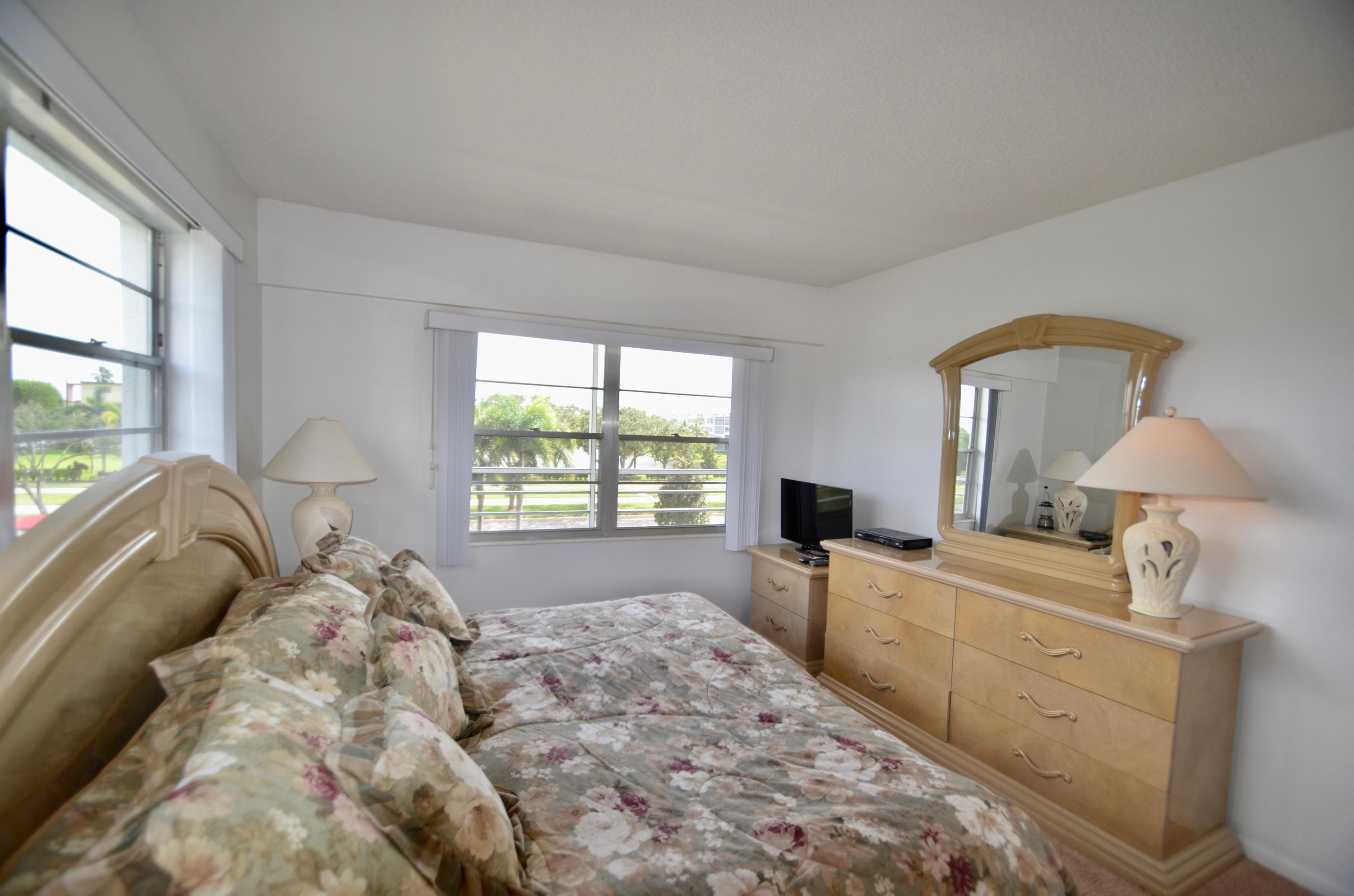 122 Suffolk C Boca Raton, FL 33434 - Photo 18 of 26 DSC_0028 2