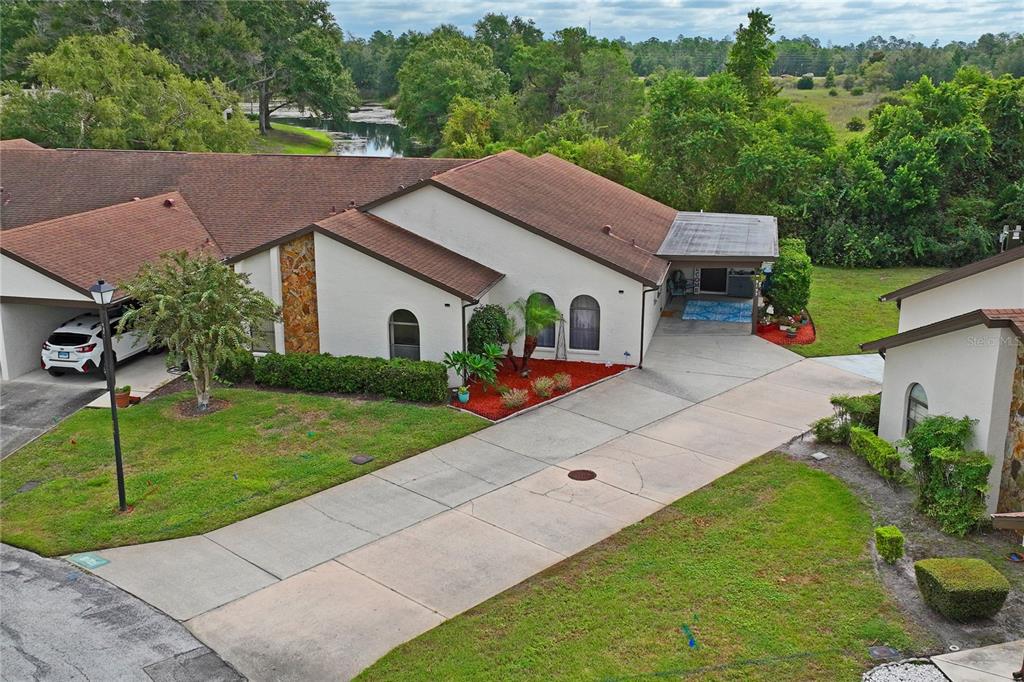 9195 Lingrove Road Weeki Wachee, FL 34613 - Photo 4 of 60