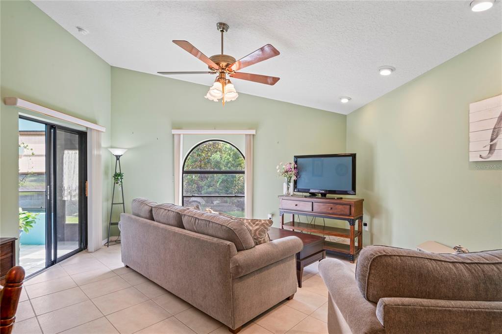 9195 Lingrove Road Weeki Wachee, FL 34613 - Photo 8 of 60