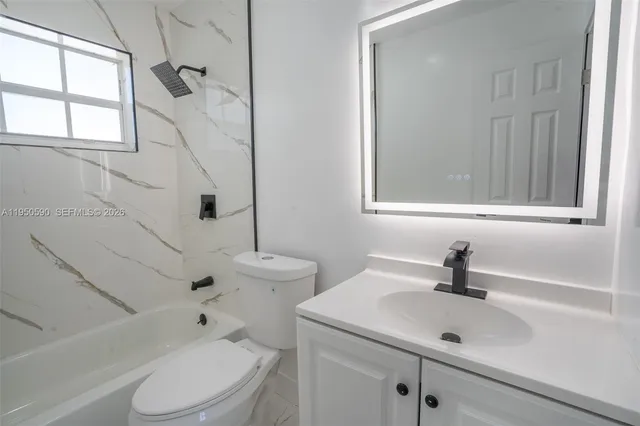 $624,900 | 17202 Northwest 9th Court, Miami Gardens, FL 33169