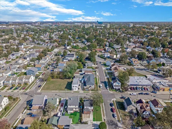 $5,700 | 21 James L L Burrell Avenue, Hempstead, NY 11550