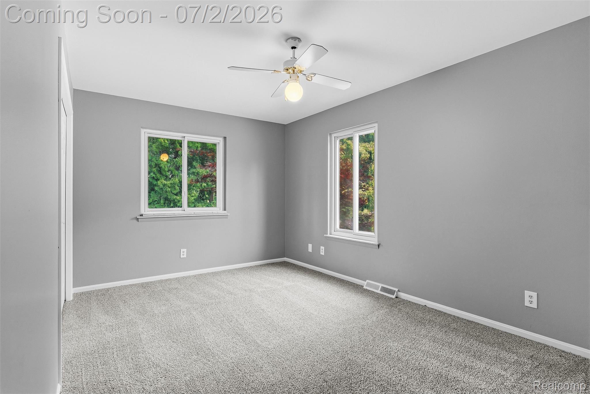 305 East Road Holly, MI 48442 - Photo 18 of 41 Carpeted room with light gray wall finish