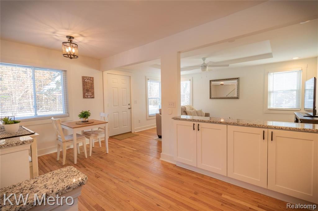 235 Eleanor Road Highland, MI 48356 - Photo 11 of 28
