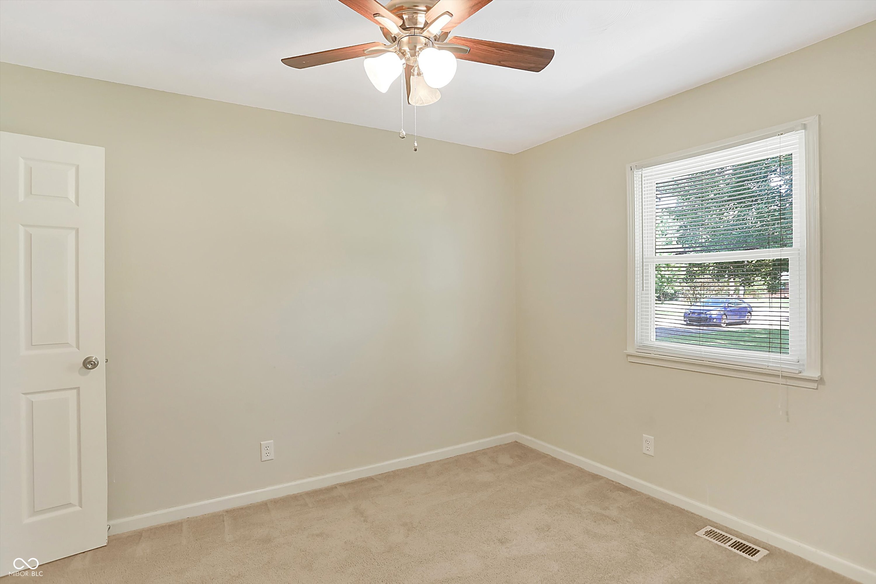 711 West Stop 11 Road Indianapolis, IN 46217 - Photo 27 of 45 Gallery Image 27