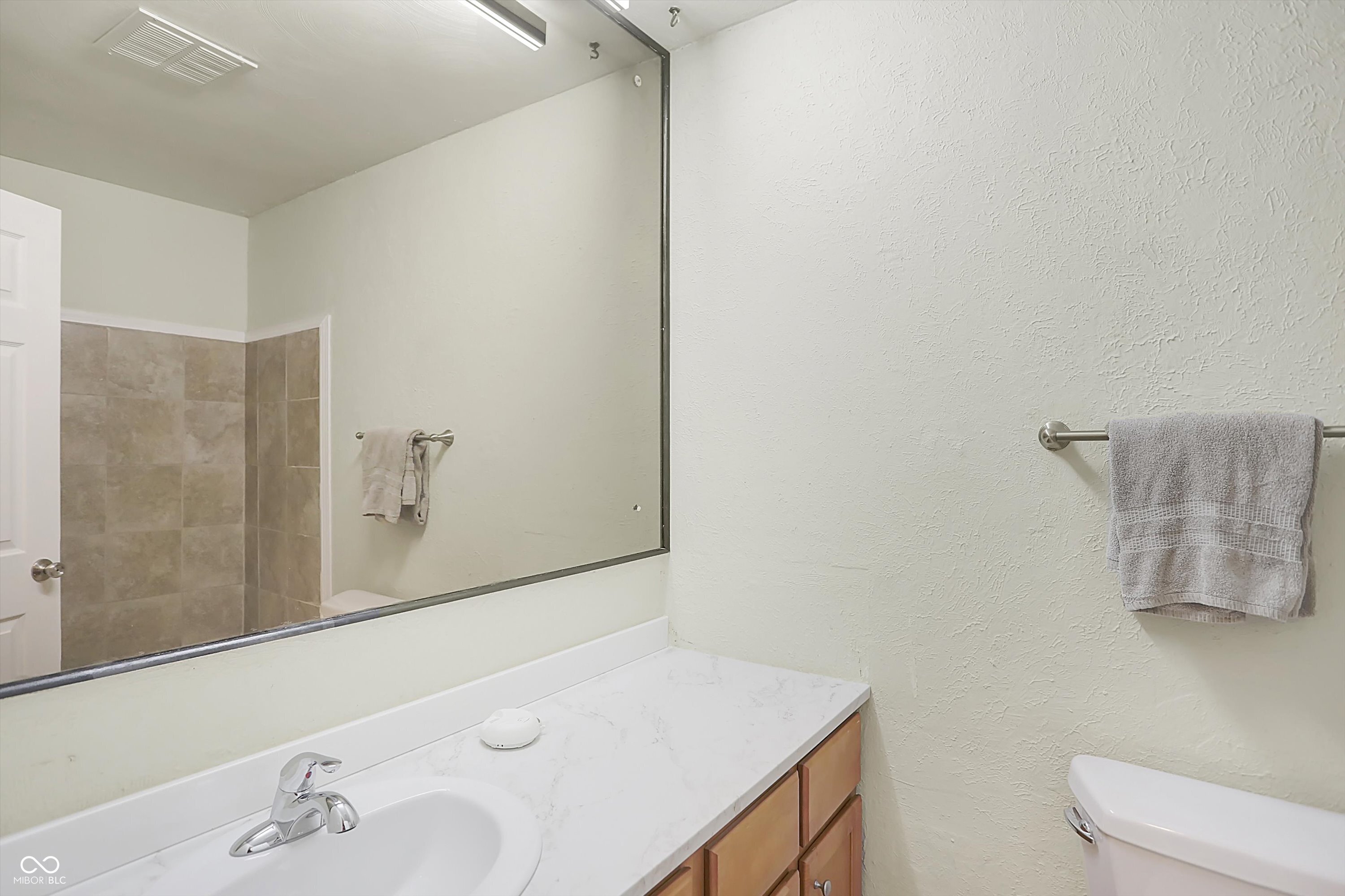 711 West Stop 11 Road Indianapolis, IN 46217 - Photo 28 of 45 Gallery Image 28