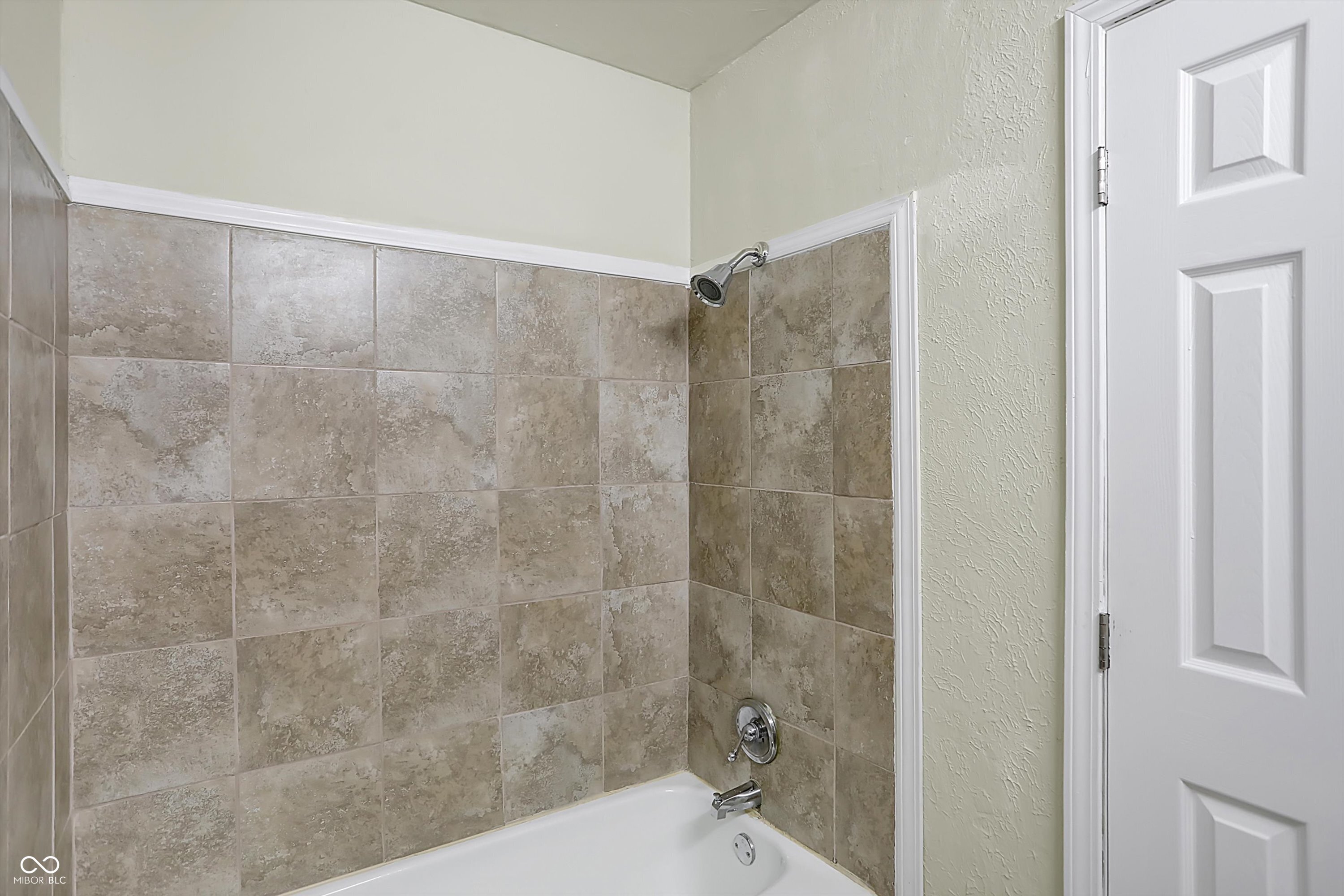 711 West Stop 11 Road Indianapolis, IN 46217 - Photo 29 of 45 Gallery Image 29