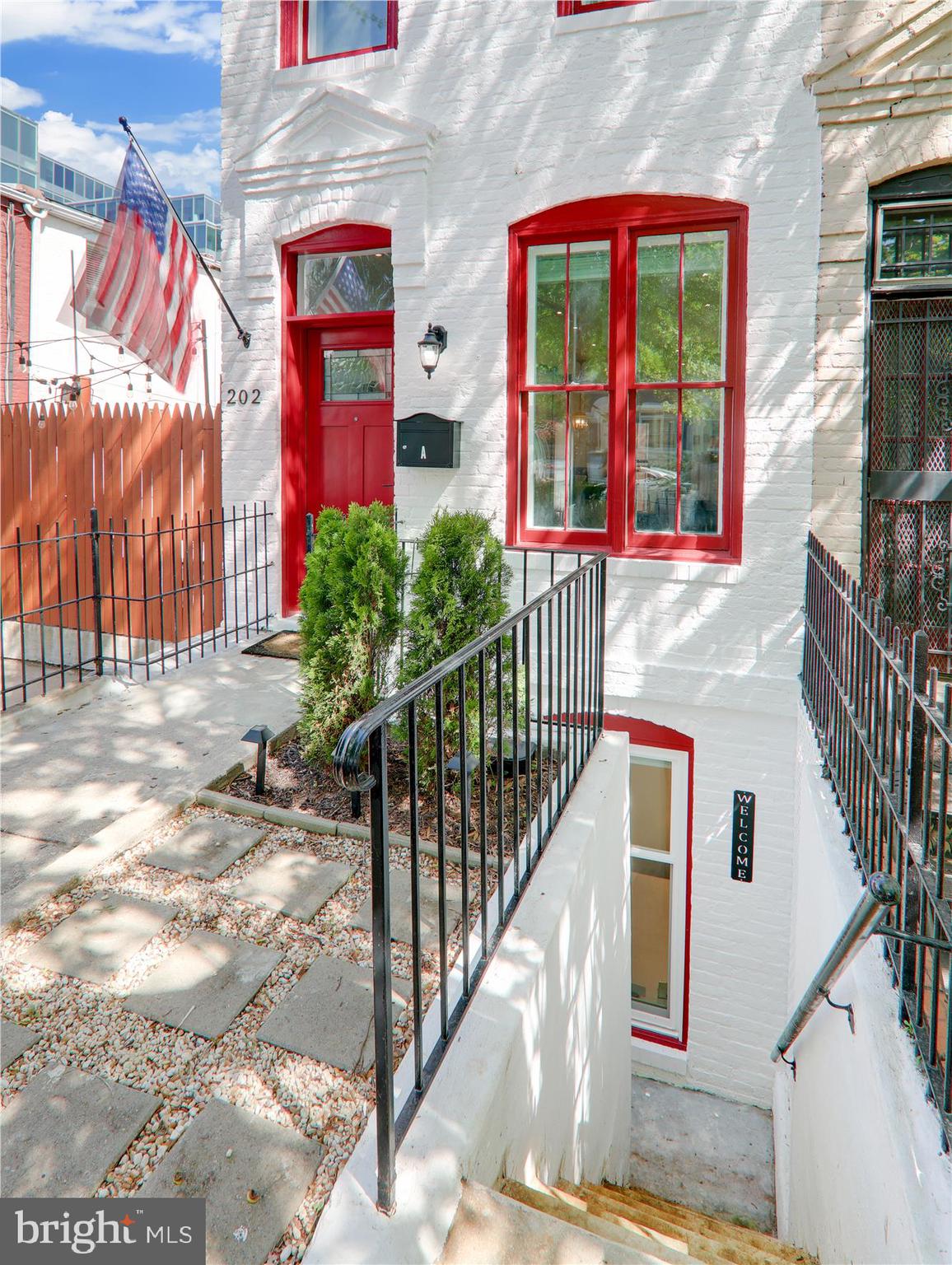 202 F Street Northeast, Unit B Washington, DC 20002 - Photo 3 of 15