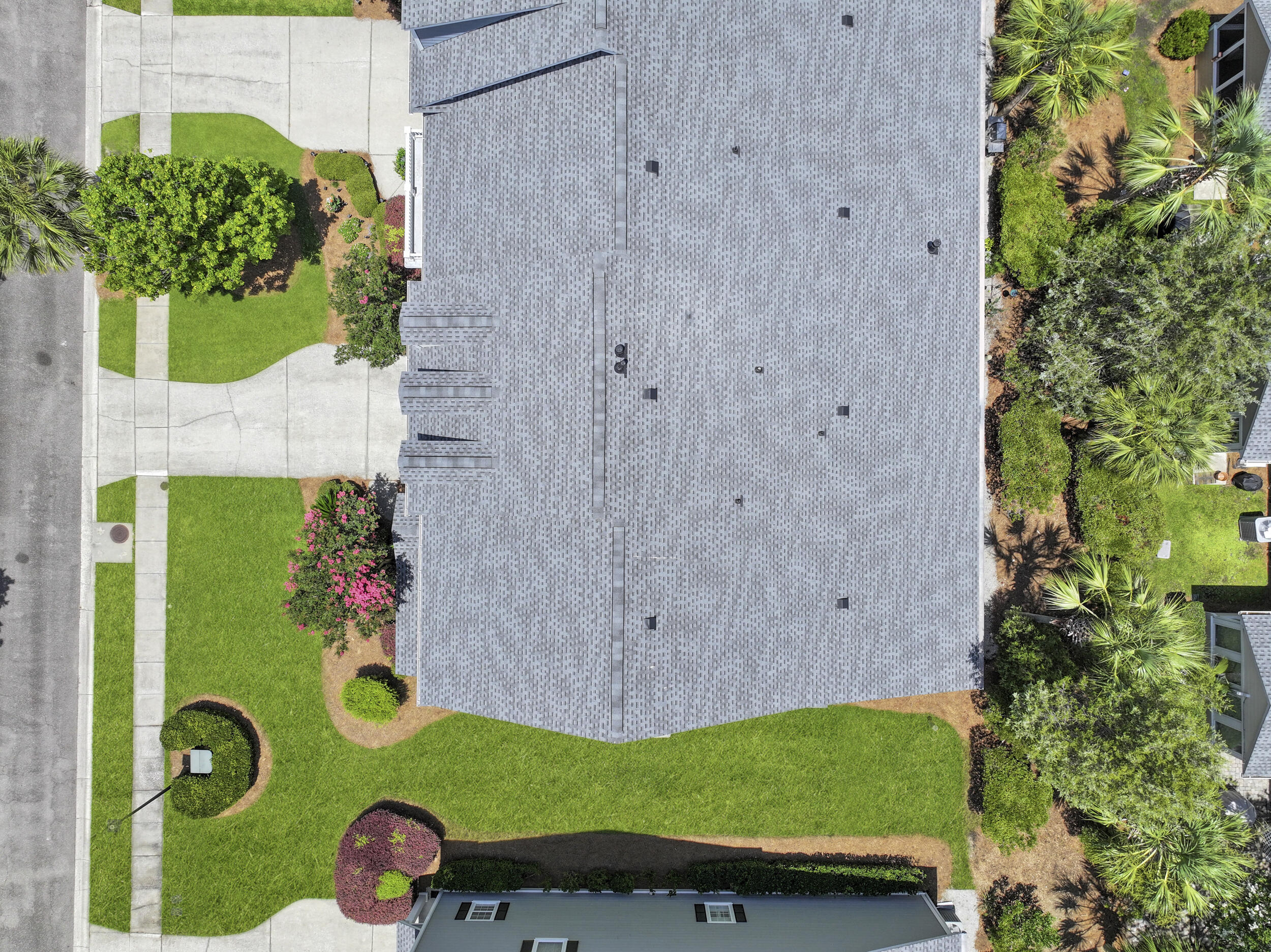 132 Fresh Meadow Lane Mount Pleasant, SC 29466 - Photo 41 of 69 50_dji_20250617125616_0037_d-1