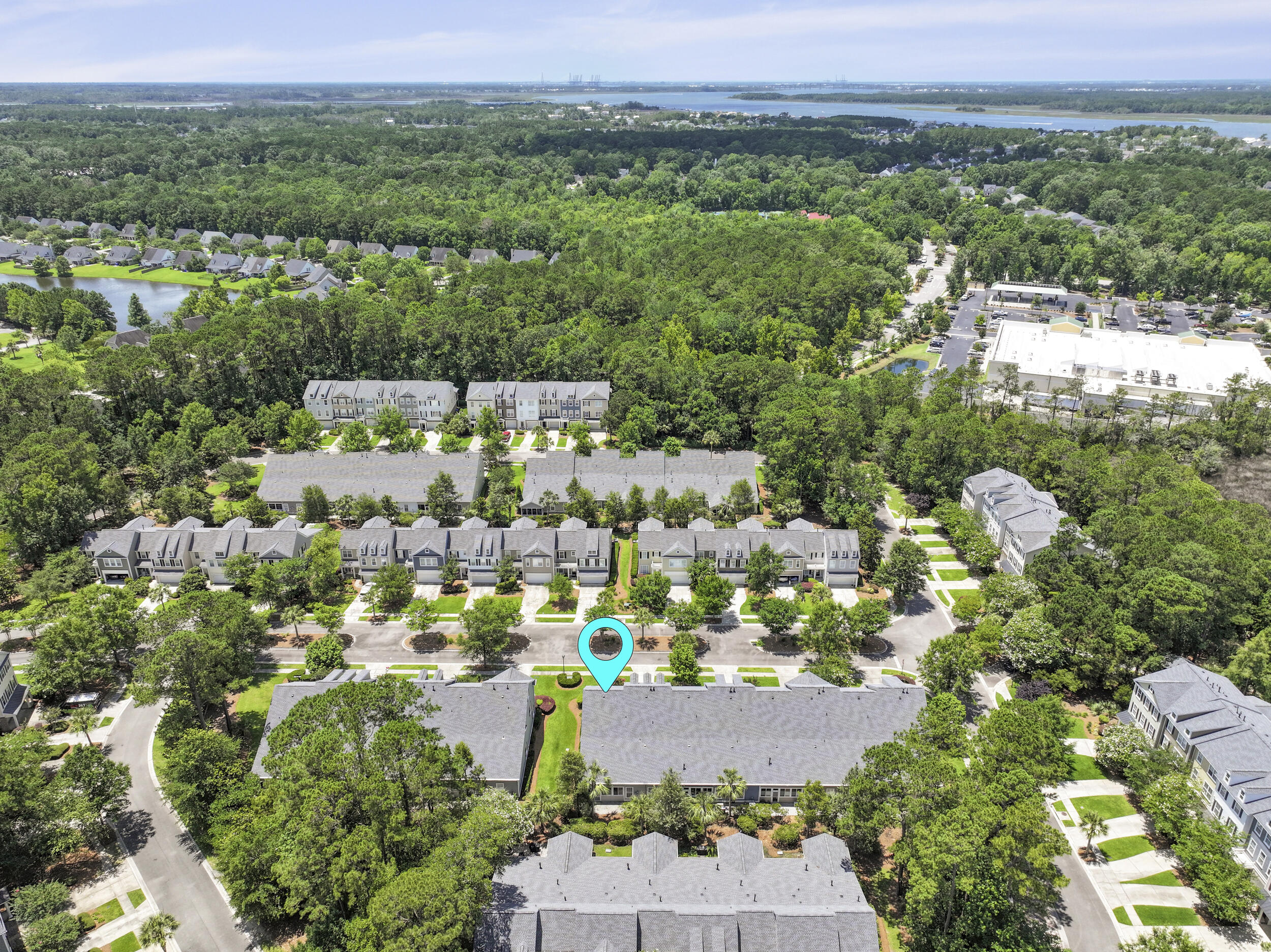 132 Fresh Meadow Lane Mount Pleasant, SC 29466 - Photo 46 of 69 60_dji_20250617125805_0042_d-1