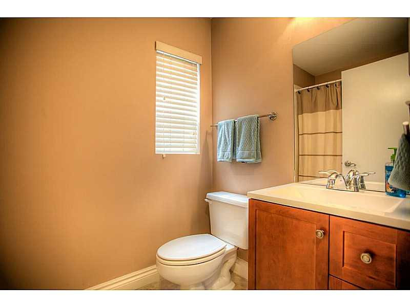 556 Bridgeton Road Weston, FL 33326 - Photo 19 of 26 Bathroom