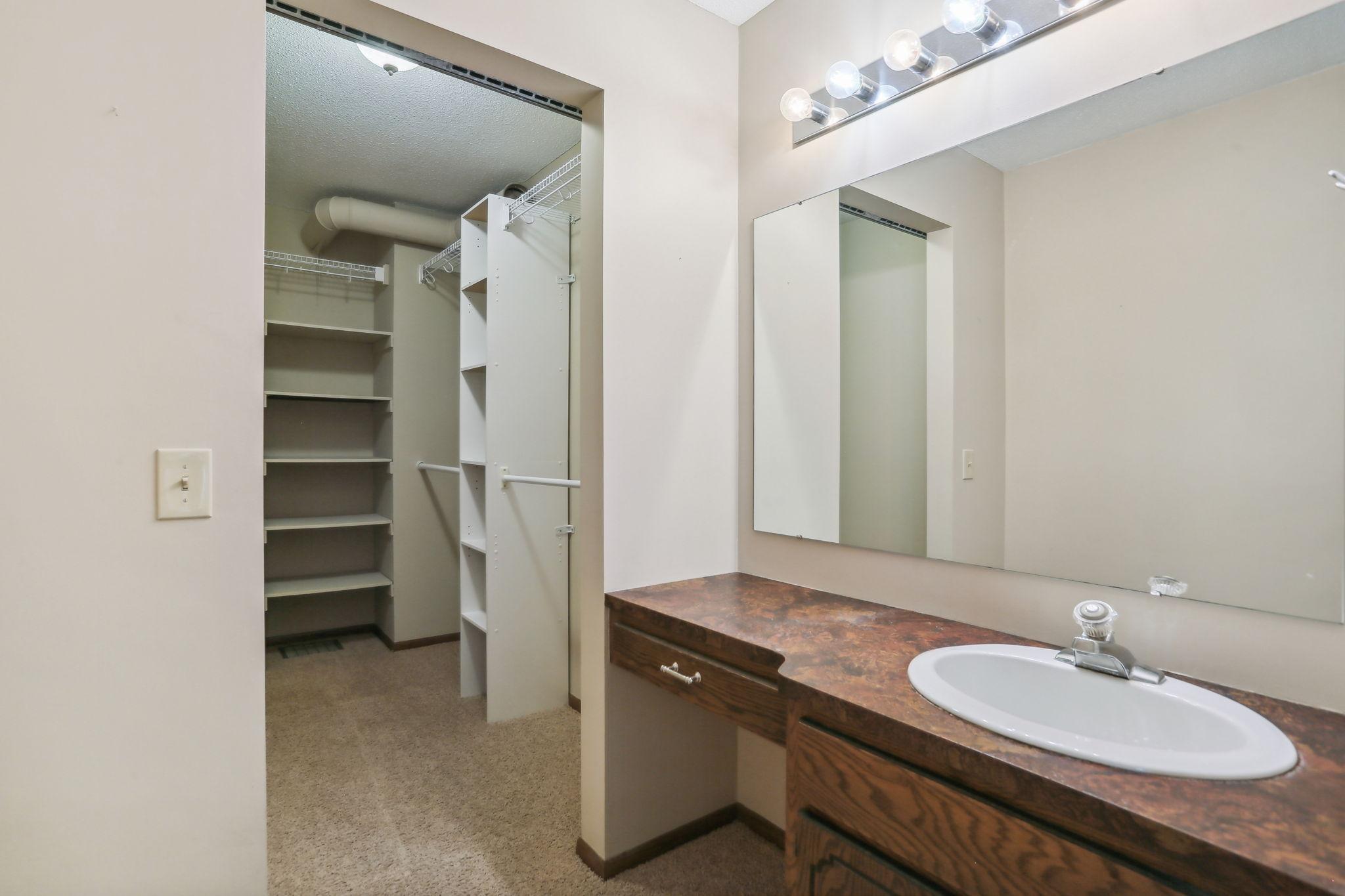 5981 Otter Lake Road St. Paul, MN 55110 - Photo 14 of 31 Gallery Image 14