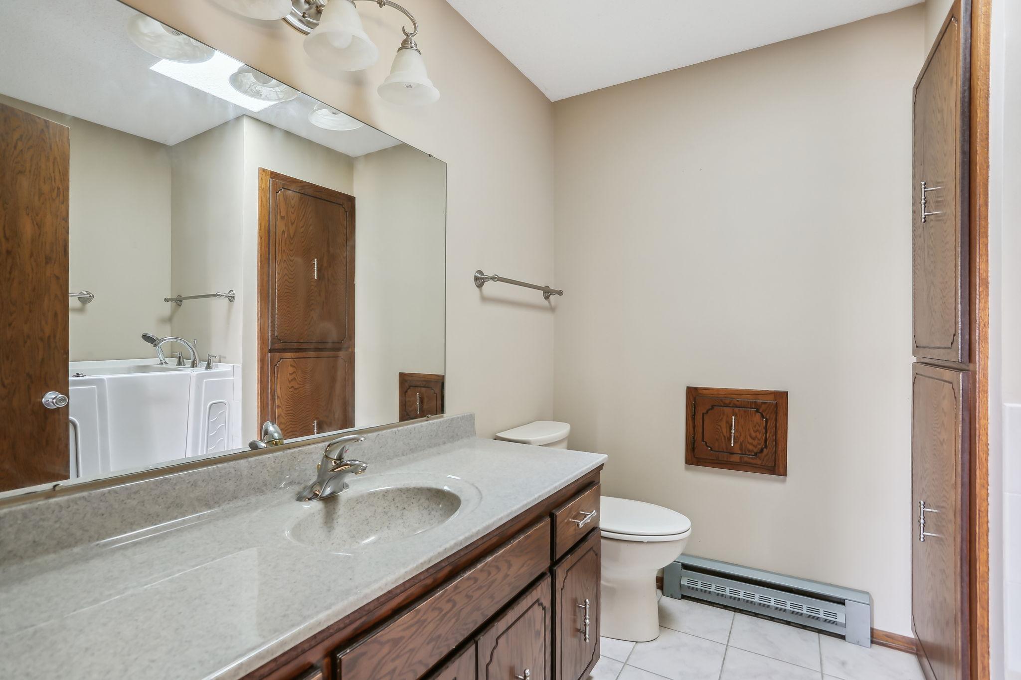 5981 Otter Lake Road St. Paul, MN 55110 - Photo 21 of 31 Gallery Image 21
