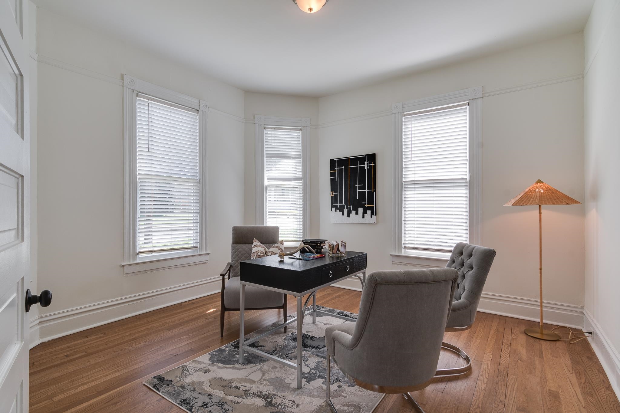 513 South Cox Street Memphis, TN 38104 - Photo 5 of 39 a dining room with furniture and wooden floor