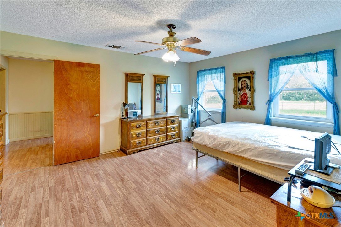 175 Albrecht Road Victoria, TX 77905 - Photo 24 of 47