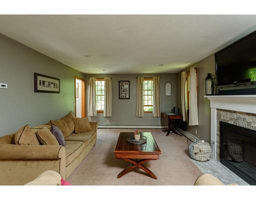 36 Valentine Road Marshfield, MA 02050 - Photo 5 of 32 Gallery Image 5