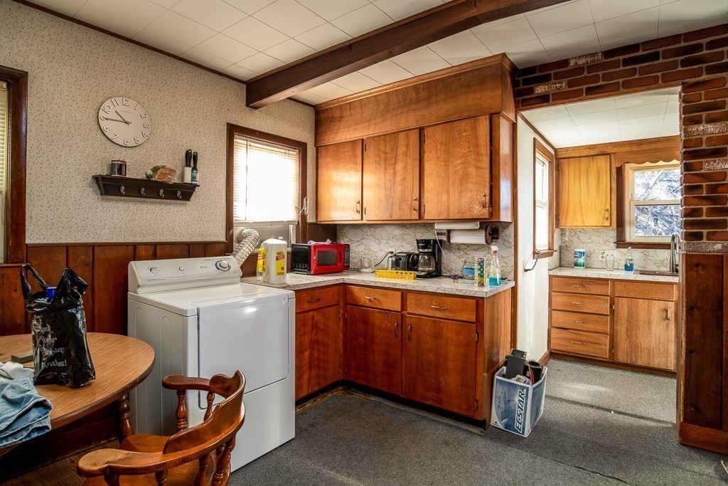 22-24 Upland Street Springfield, MA 01104 - Photo 26 of 40