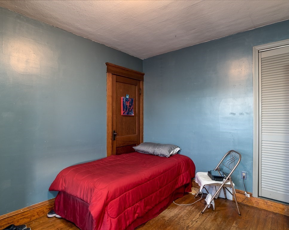 22-24 Upland Street Springfield, MA 01104 - Photo 33 of 40