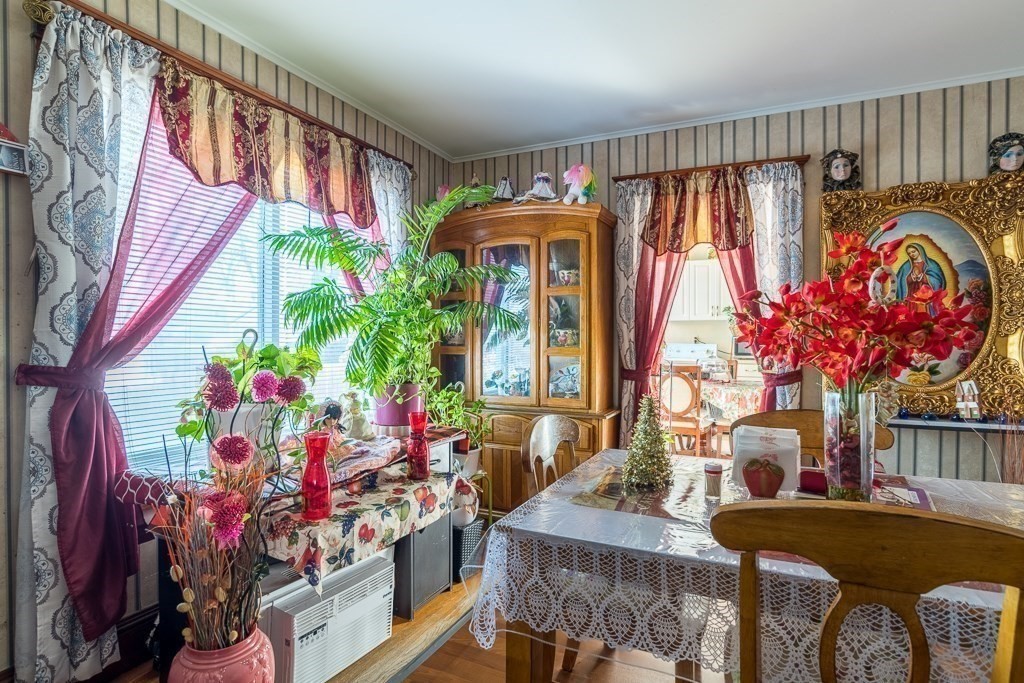 22-24 Upland Street Springfield, MA 01104 - Photo 10 of 40