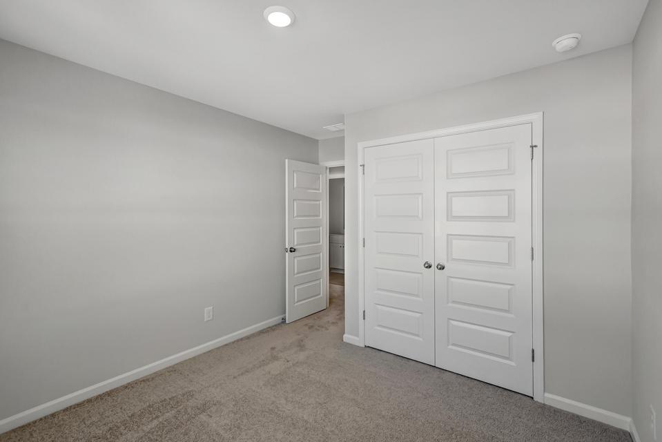 754 Ridgley Drive Summerville, SC 29486 - Photo 19 of 23 48