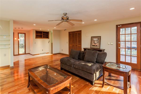 214 Southampton Road Holyoke, MA 01040 - Photo 12 of 30