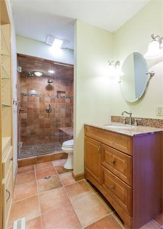 214 Southampton Road Holyoke, MA 01040 - Photo 28 of 30