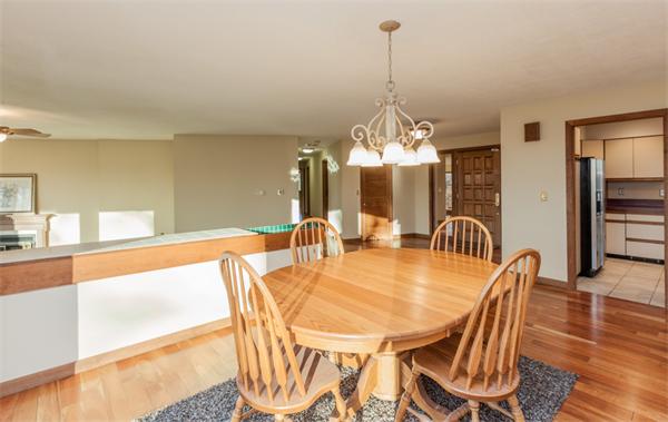 214 Southampton Road Holyoke, MA 01040 - Photo 6 of 30