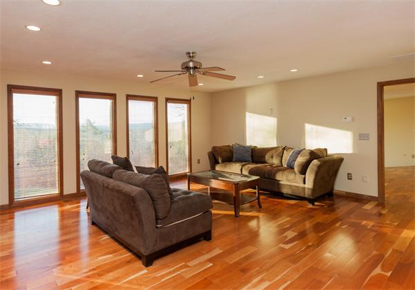 214 Southampton Road Holyoke, MA 01040 - Photo 10 of 30